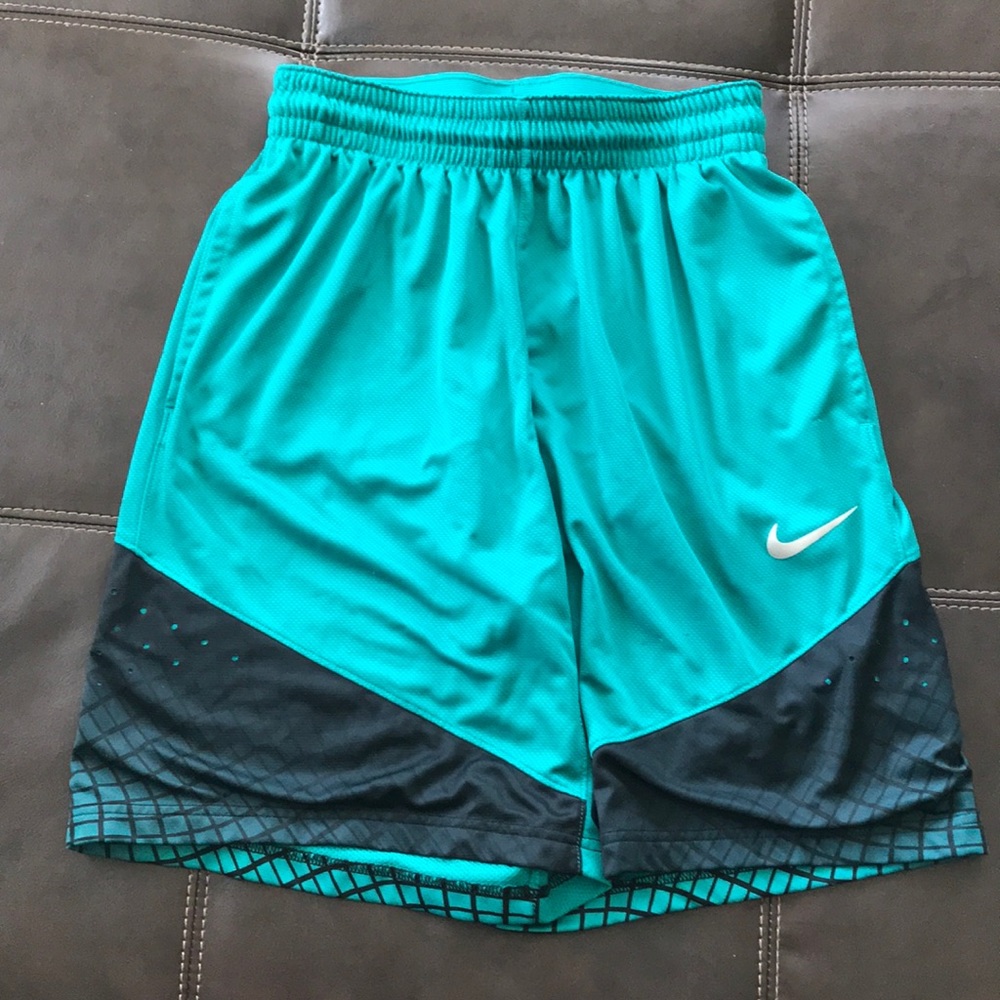 Nike men’s shorts